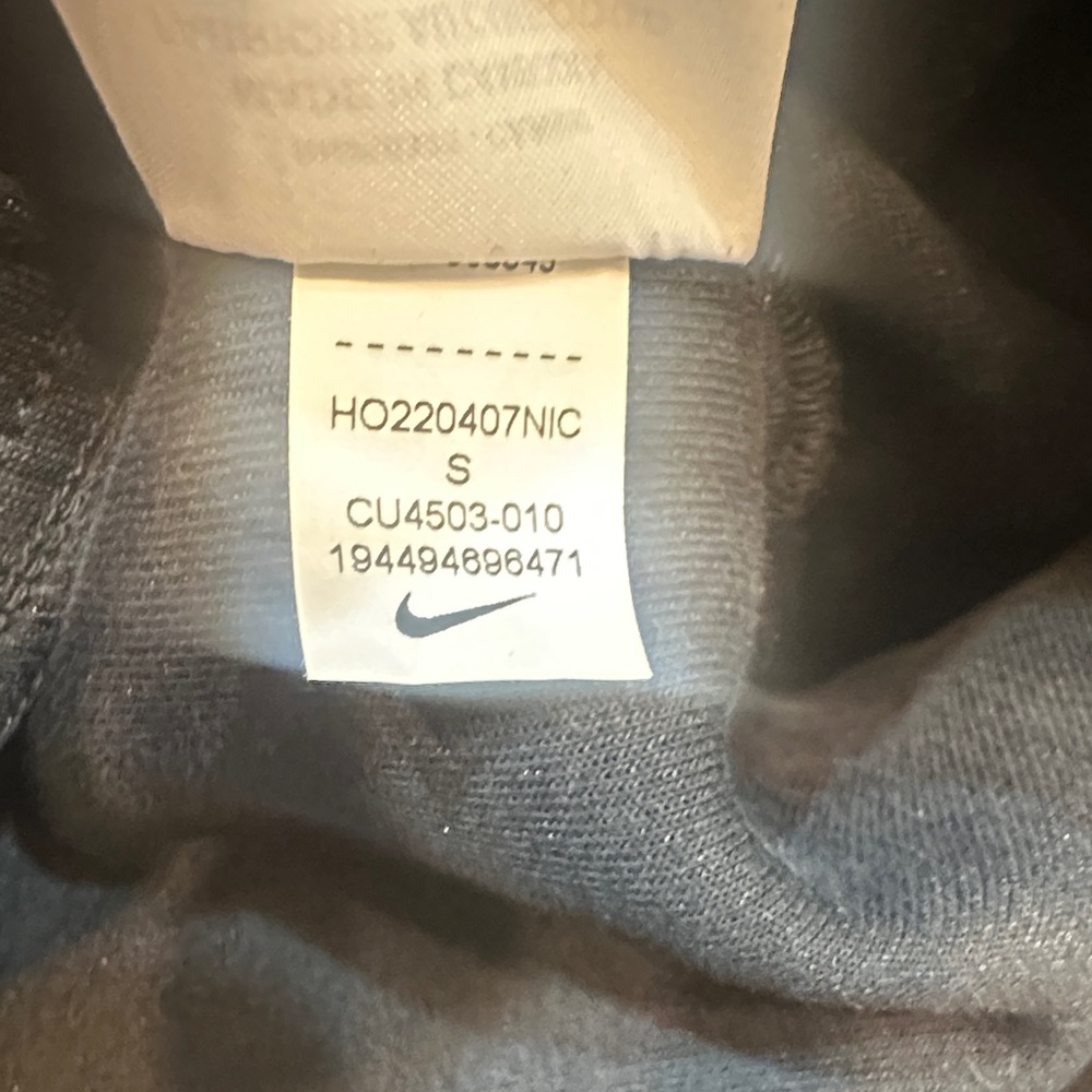 Nike Men's Athletic Black Shorts - Picture 5 of 5